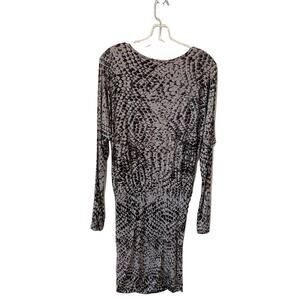 Velvet Snake Knit Gathered Long Sleeve Knee Length Dress Black Gray Size Medium